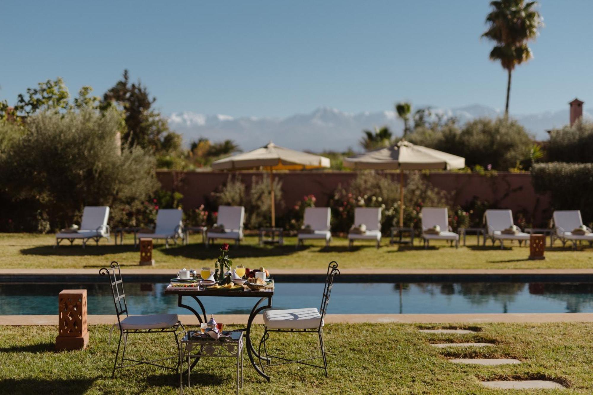 Les Roses By La Siredrah Hotell Ait Bou Zguia Eksteriør bilde