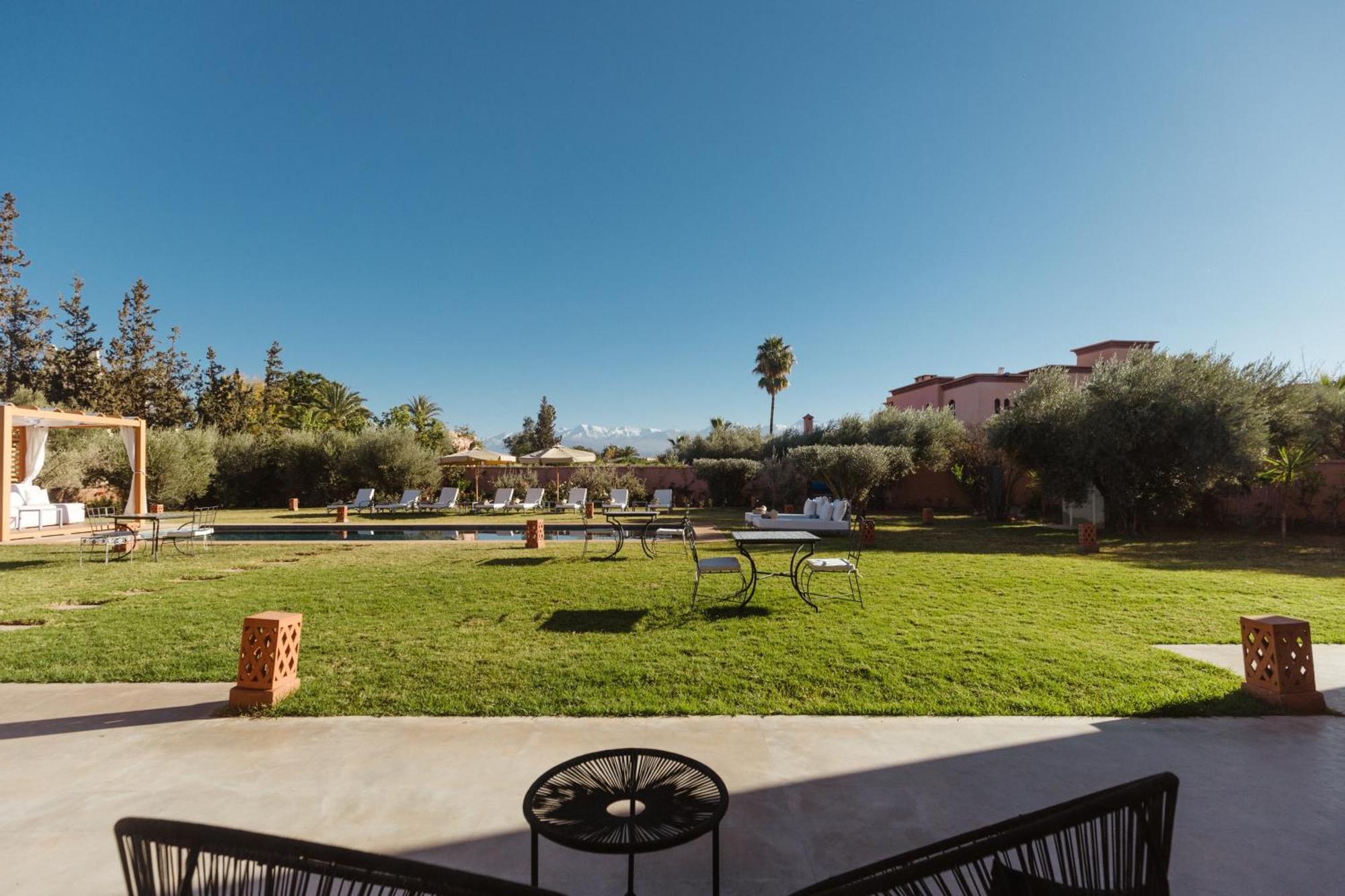 Les Roses By La Siredrah Hotell Ait Bou Zguia Eksteriør bilde